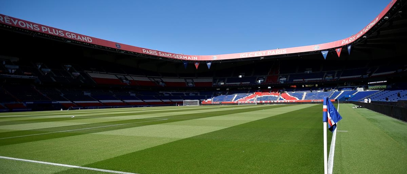Paris Saint-Germain FC v RC Strasbourg Alsace